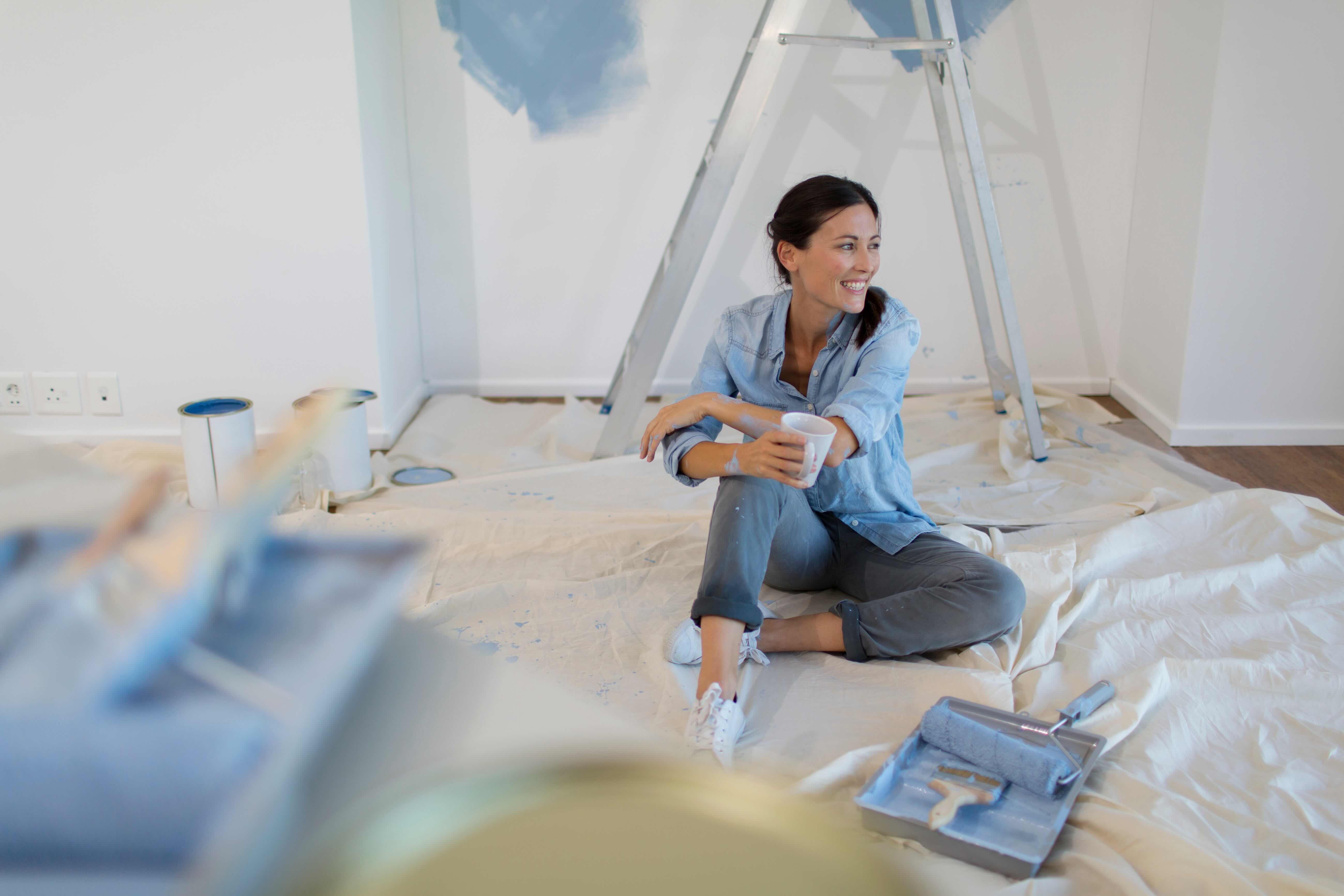 How to Paint a Wall: Step-by-Step Guide